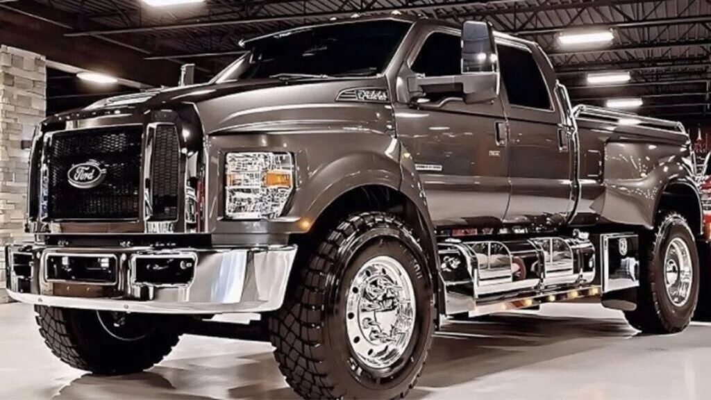 Ford F-750 Pickup Truck 2026 Revealed: Heavy-Duty Power, Smart Technology & Commercial Capability